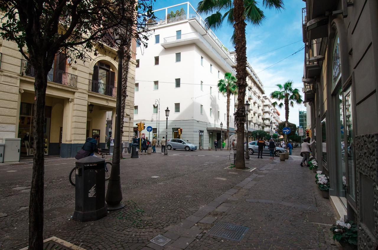 B&B L'Incrocio Salerno Ngoại thất bức ảnh