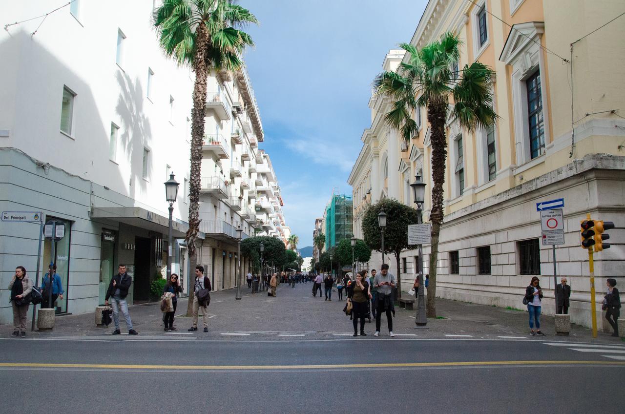 B&B L'Incrocio Salerno Ngoại thất bức ảnh
